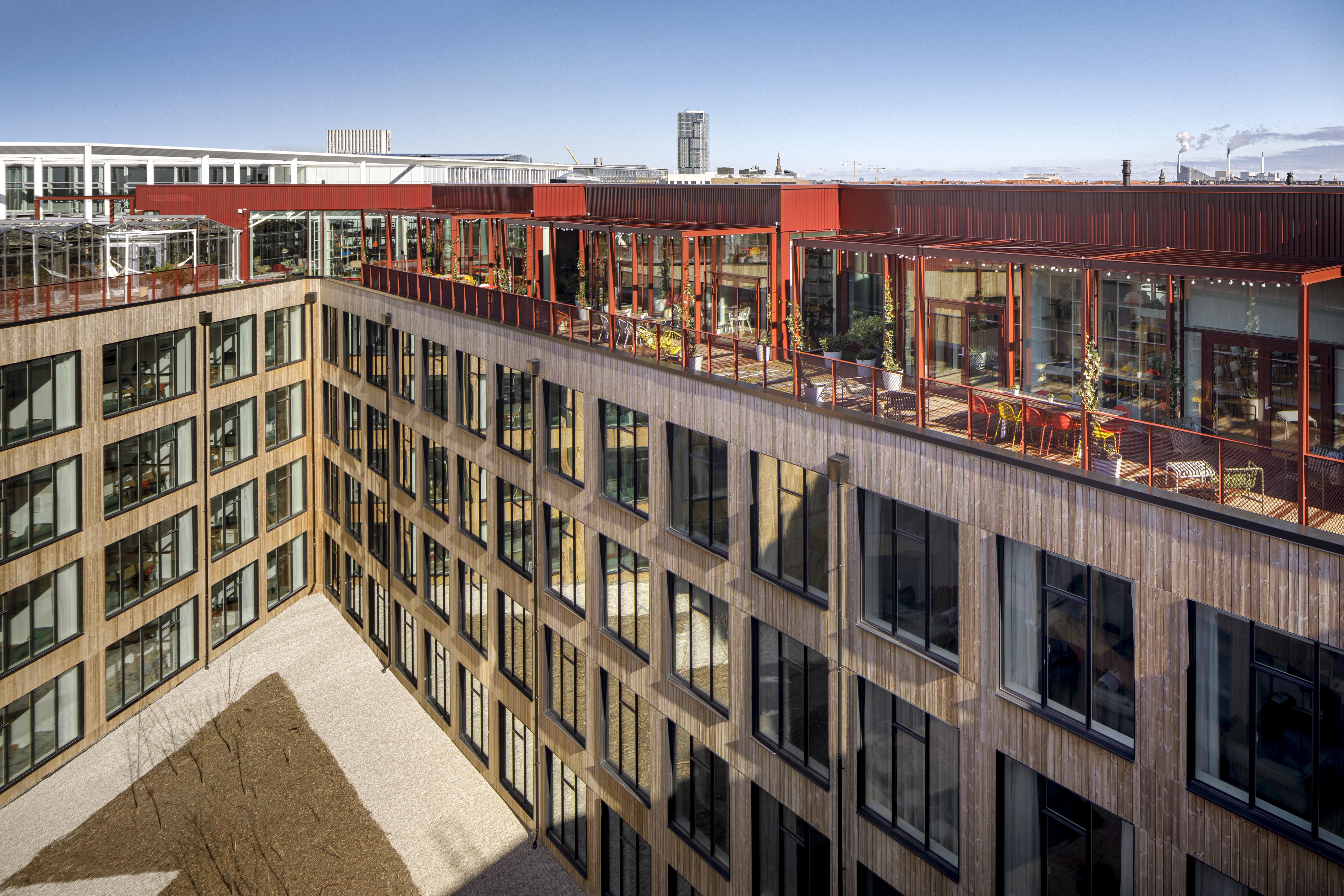 Aparthotel Zoku 4*